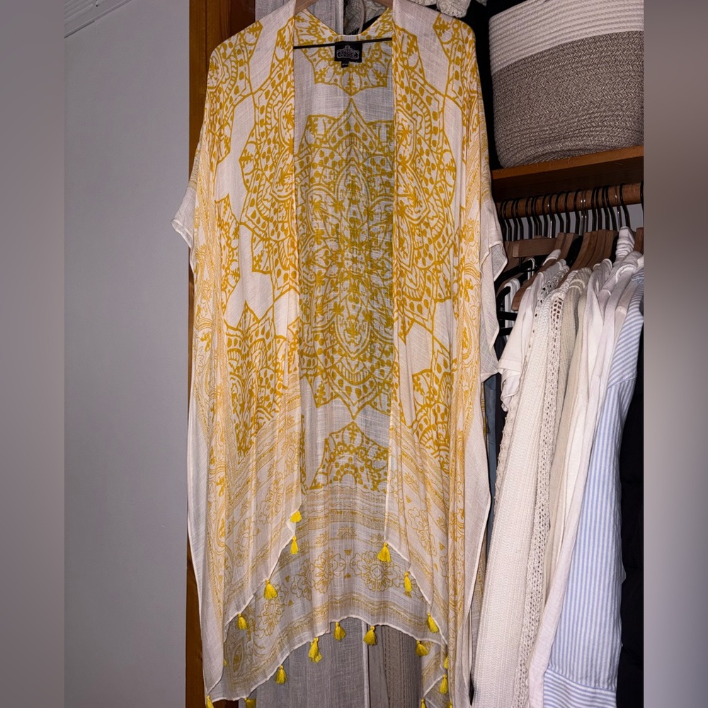 Yellow & white boho sheet cardigan